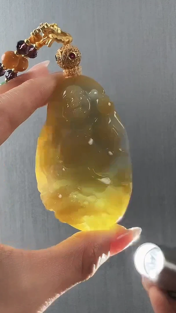 颈饰未镶嵌翡翠佛公
