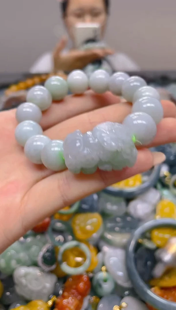 翡翠未镶嵌颈饰12MM/J/翡翠A货,1件也是批发价