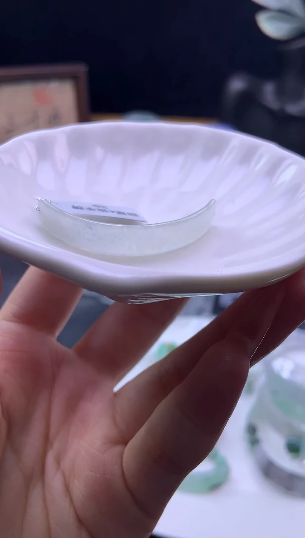 未镶嵌挂件翡翠手牌