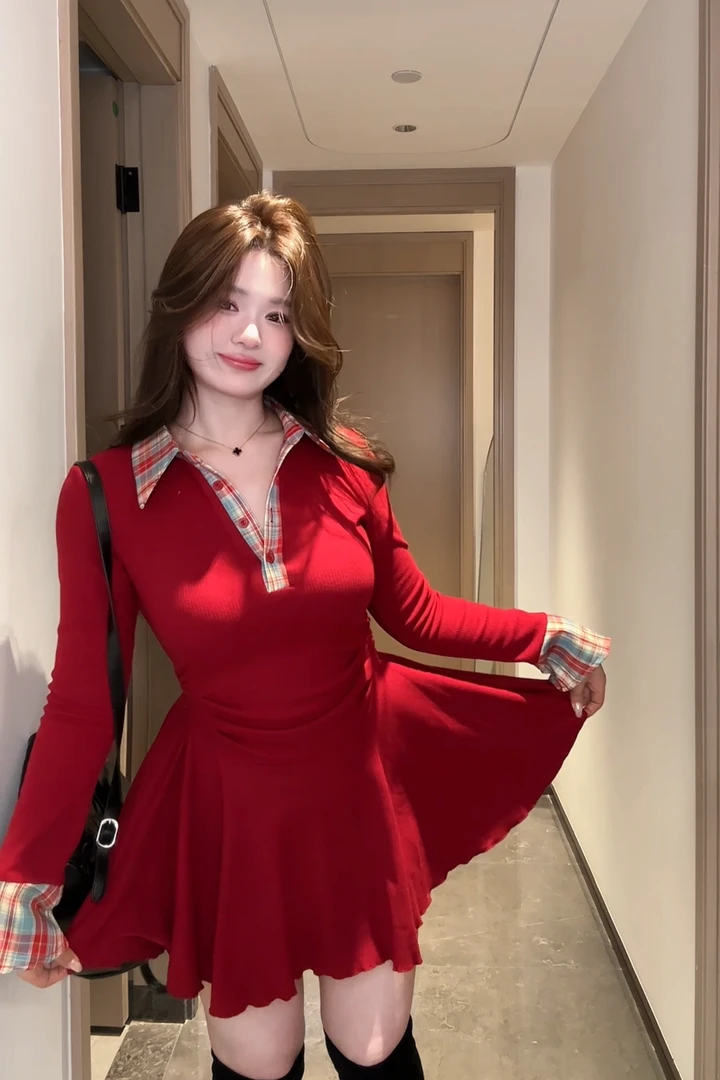 胖MM大码纯欲格子拼接Polo领上衣修身显瘦设计感长袖短裙连衣裙春