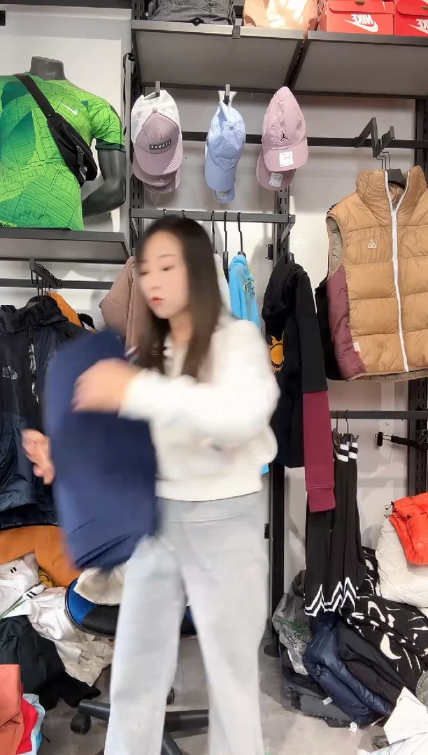 1007编码 瑕疵款直播间过款为准 尺码    身高