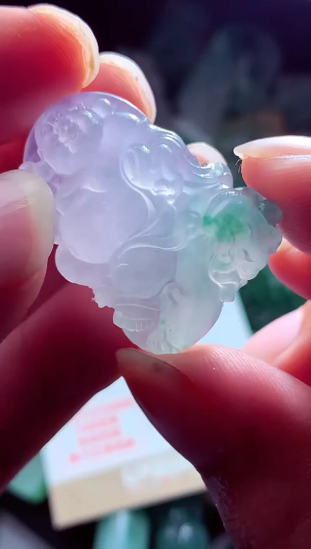 未镶嵌定制翡翠粉*?翡翠毛货定制