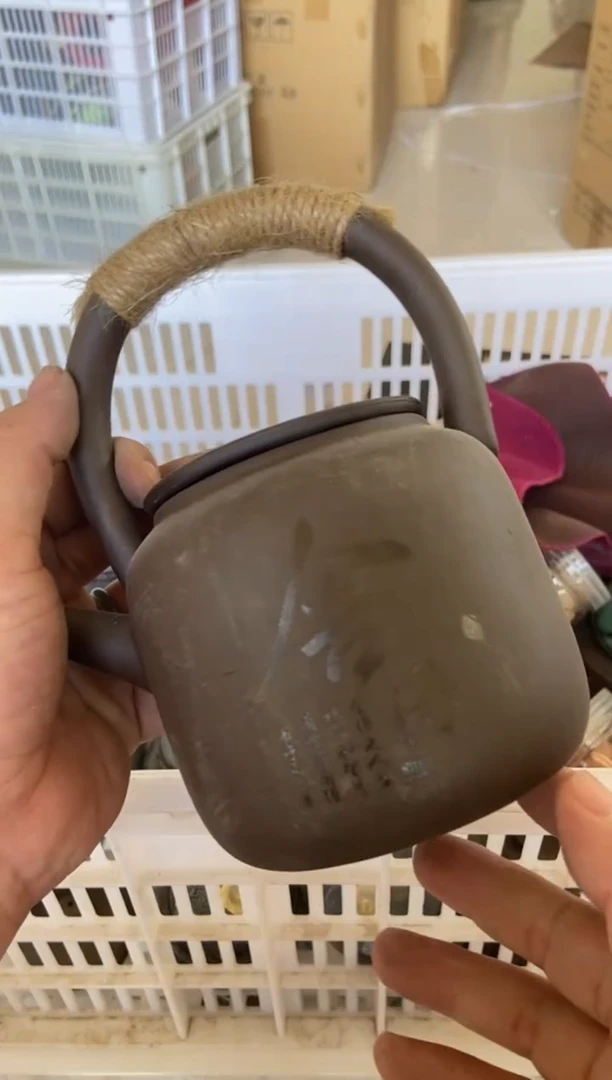 无运费险有瑕疵的摄影的产品有使用过的痕迹有点脏介意勿拍