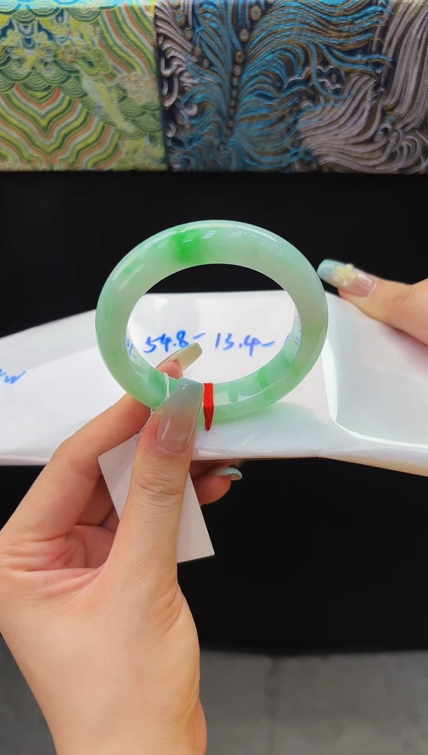 翡翠手镯未镶嵌53-55翡翠手镯33