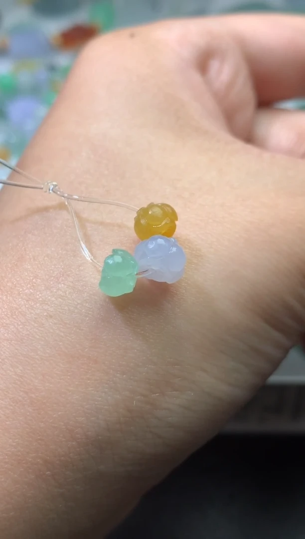 未镶嵌定制翡翠毛货 紫卡7 黄绿卡6