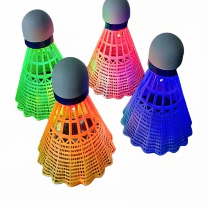 新款LED夜光尼龙羽毛球8只装77速高弹防风耐打带灯室内外训练用球