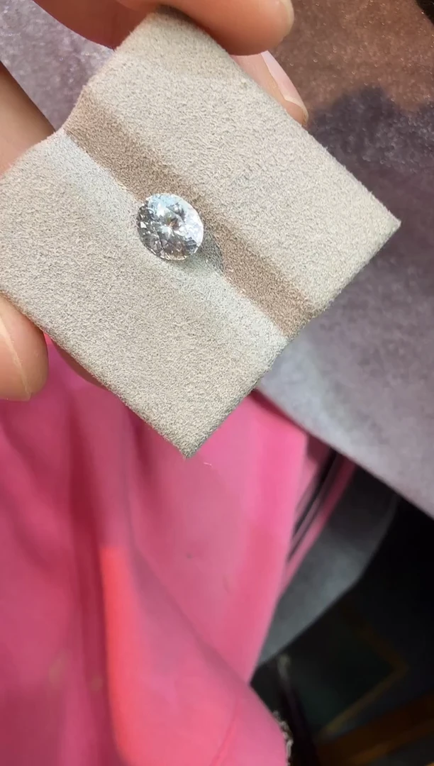 未镶嵌定制定制蓝宝石天然白色1.23克拉国际证书vb