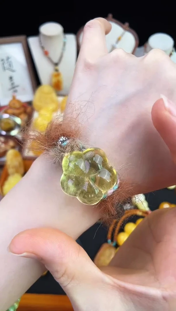 琥珀未镶嵌珠宝奇石柒月