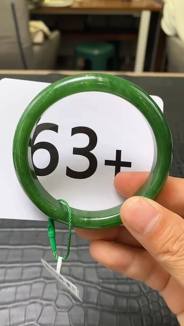 【闪购商品】和田玉碧玉手镯未镶嵌一个