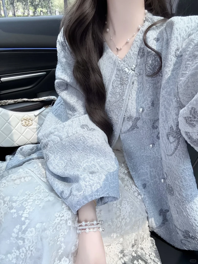 2025春秋新款超火高级感新中式国风短外套搭配半身裙气质两件套女