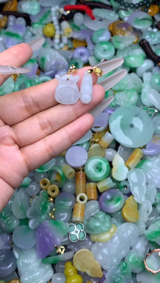 翡翠未镶嵌颈饰天然缅甸翡翠吊坠