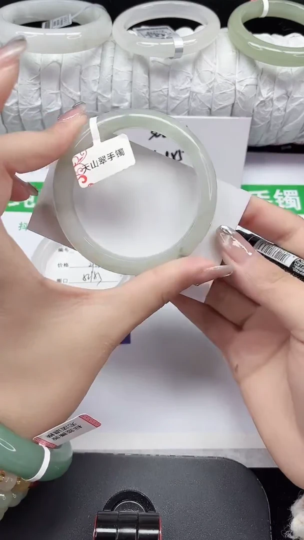 未镶嵌手镯石英质玉78-54/55