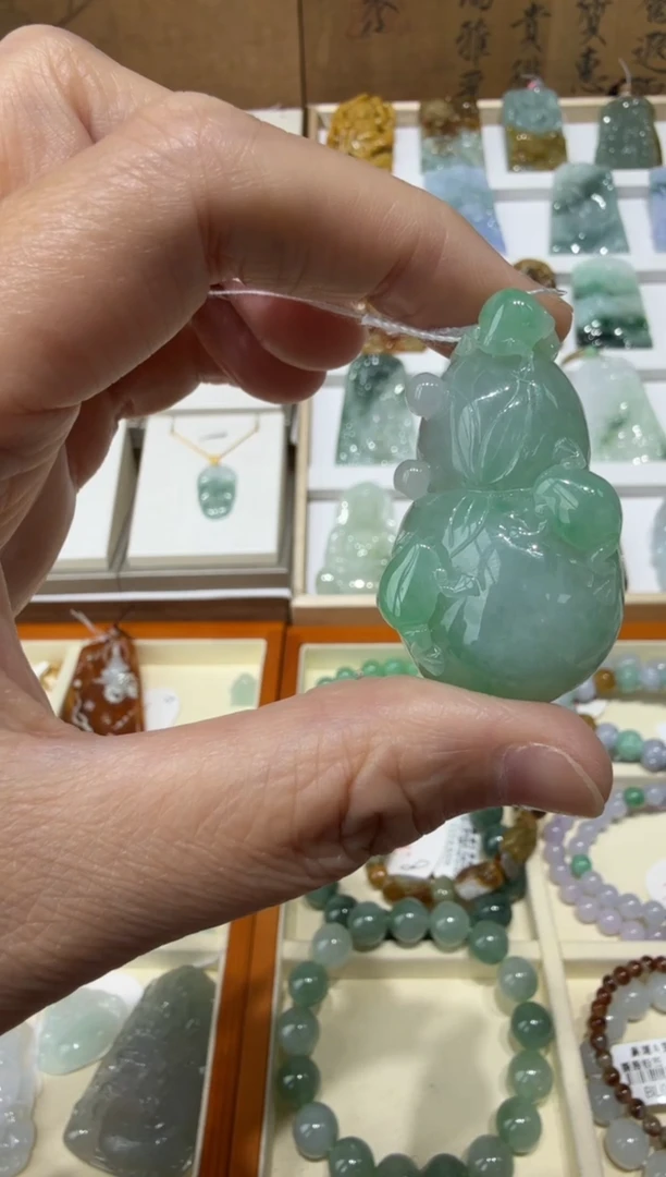 未镶嵌挂件翡翠A货翡翠多样性孤品