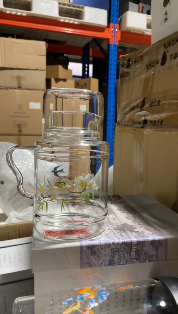 小鸟图案冷水壶啊啊啊