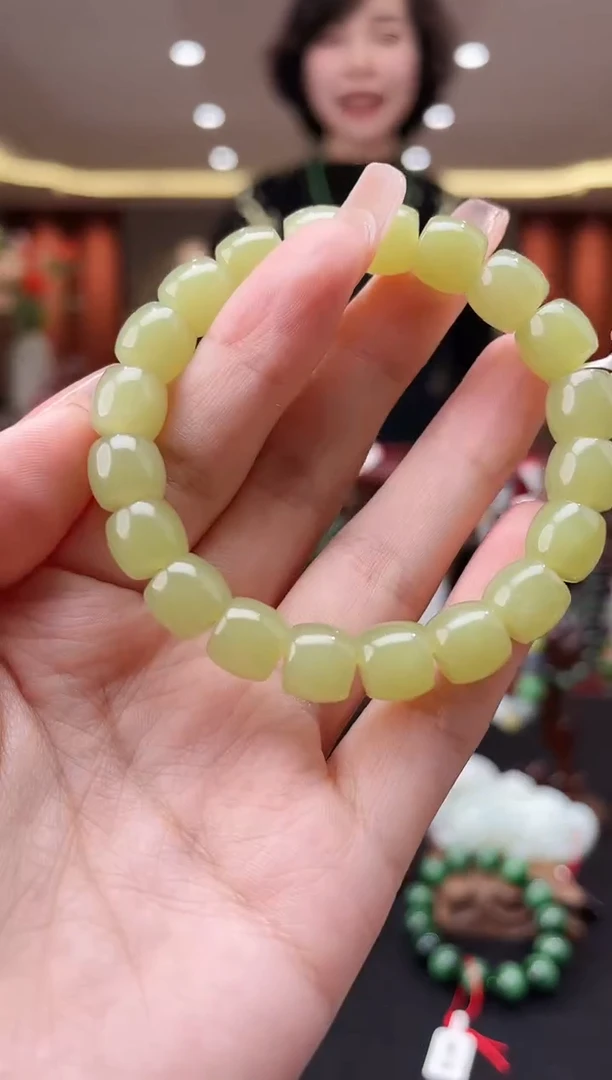 未镶嵌和田玉挂件hk