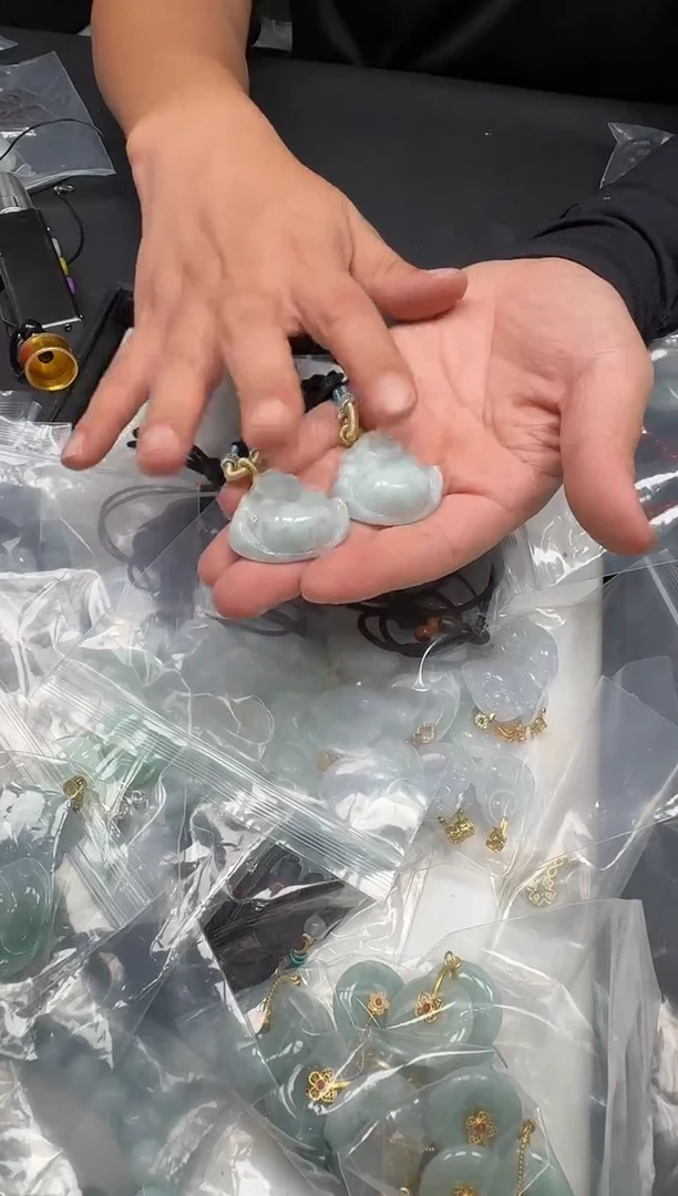颈饰未镶嵌翡翠80