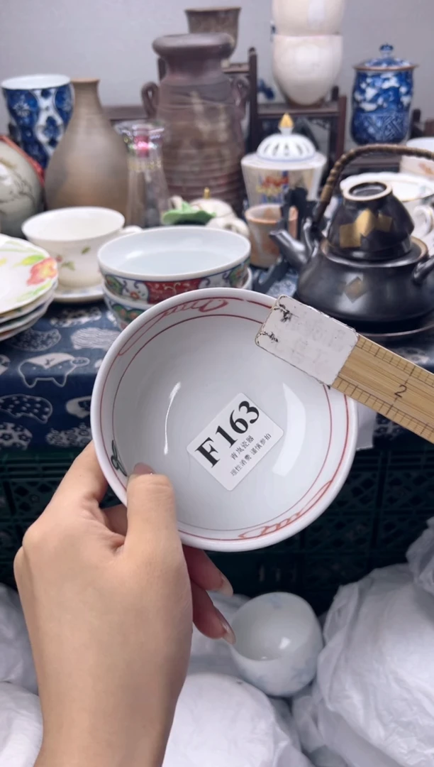 瓷片翩**舞  F163