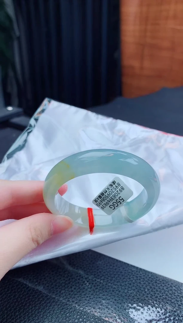 翡翠手镯未镶嵌缅甸天然翡翠A货手镯