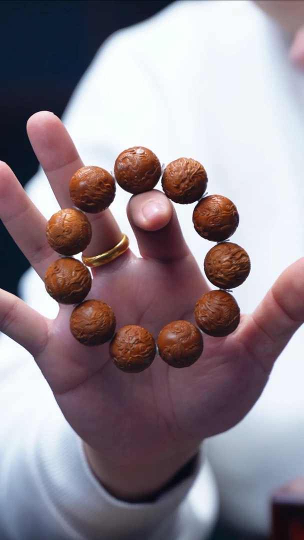 【闪购商品】橄榄核手串/手链正圆【龙】