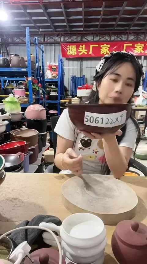 陶5061瑕疵咖色砂锅碗不带盖