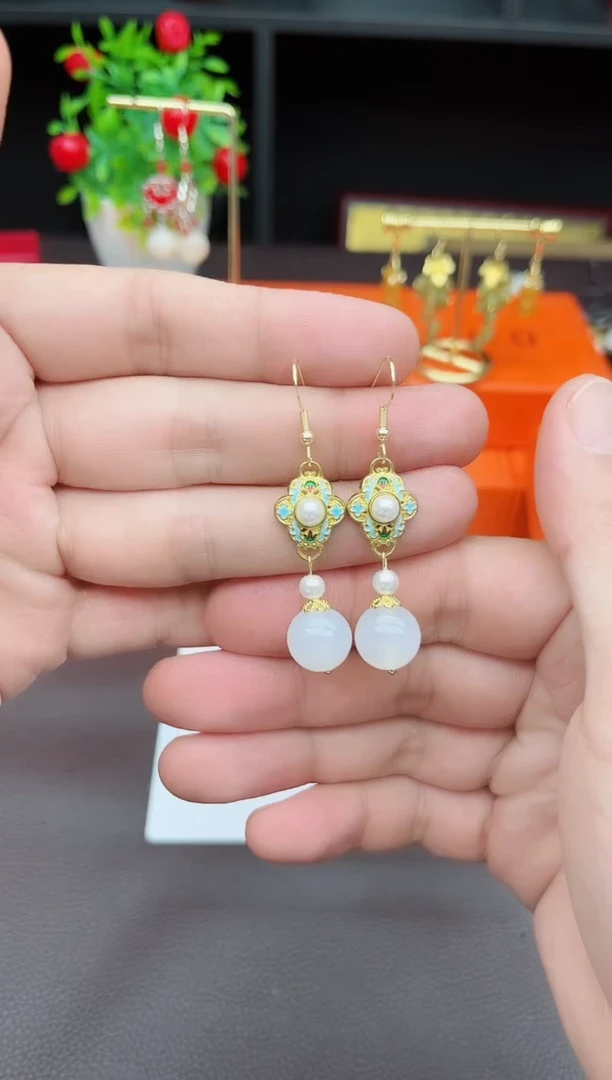 玛瑙/玉髓耳饰银S925镶嵌325000