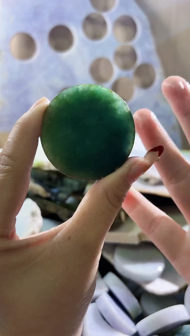 翡翠未镶嵌颈饰翡翠A货 姜谭50