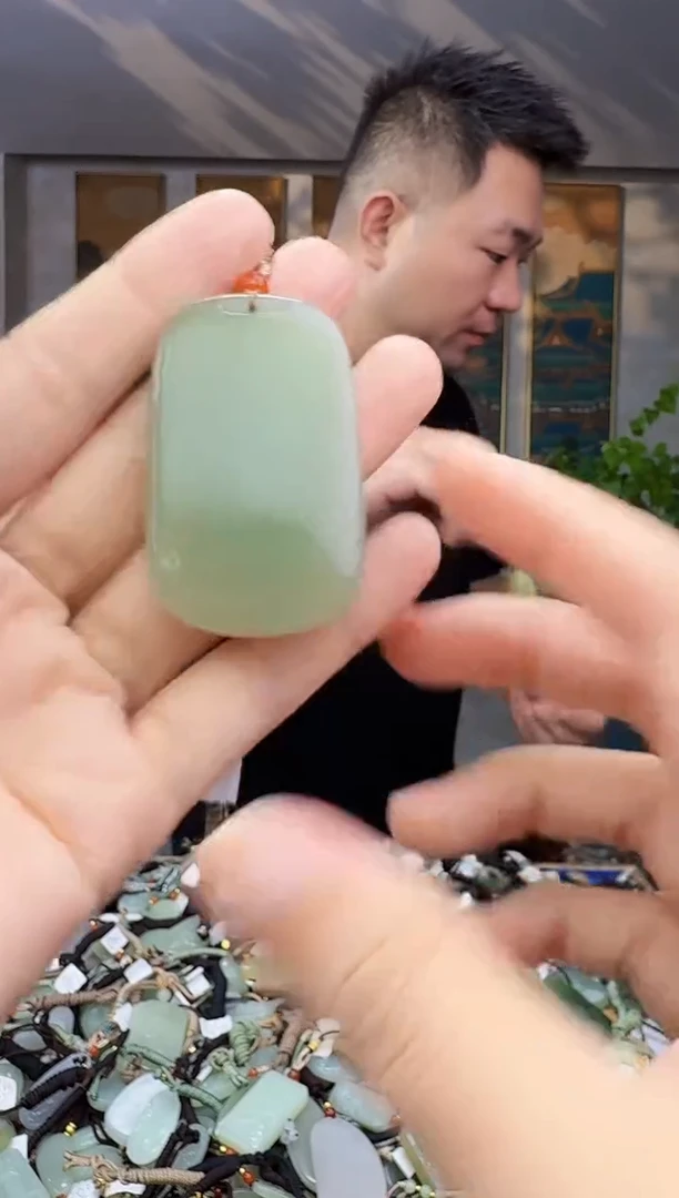 未镶嵌和田玉挂件拍一发一
