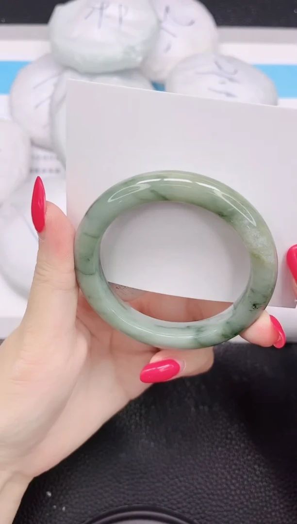 未镶嵌手镯石英质玉143-54