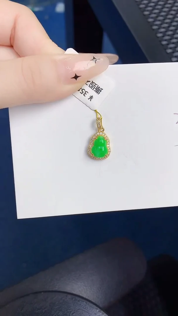 颈饰未镶嵌翡翠凡*缅甸天然翡翠A货