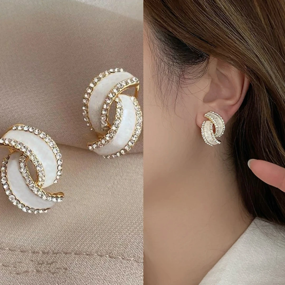 铜合金珐琅耳饰 时尚气质百搭经典白色小香风耳钉5651