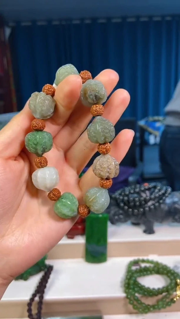 【闪购商品】和田玉挂件未镶嵌1