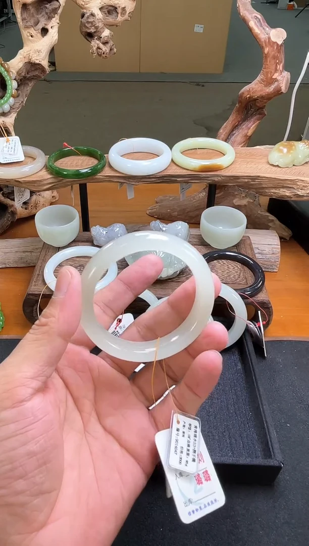 未镶嵌手镯和田玉青海青白玉手镯 53圈9014047