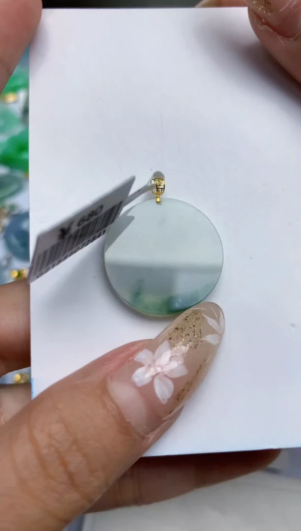 翡翠18K金镶嵌颈饰天然A货翡翠