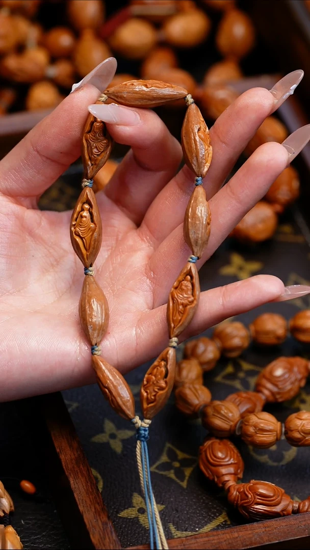 【闪购商品】橄榄核吊坠苏工橄榄核