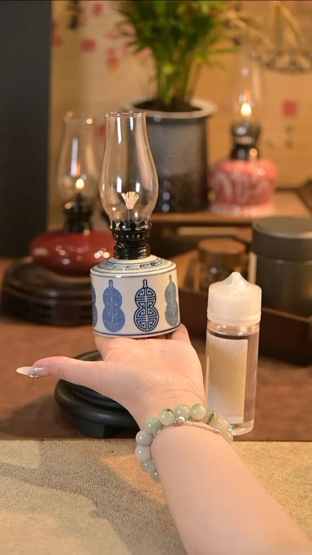 景德镇陶瓷油灯摆件