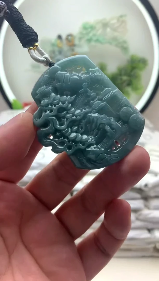 颈饰未镶嵌翡翠山水1