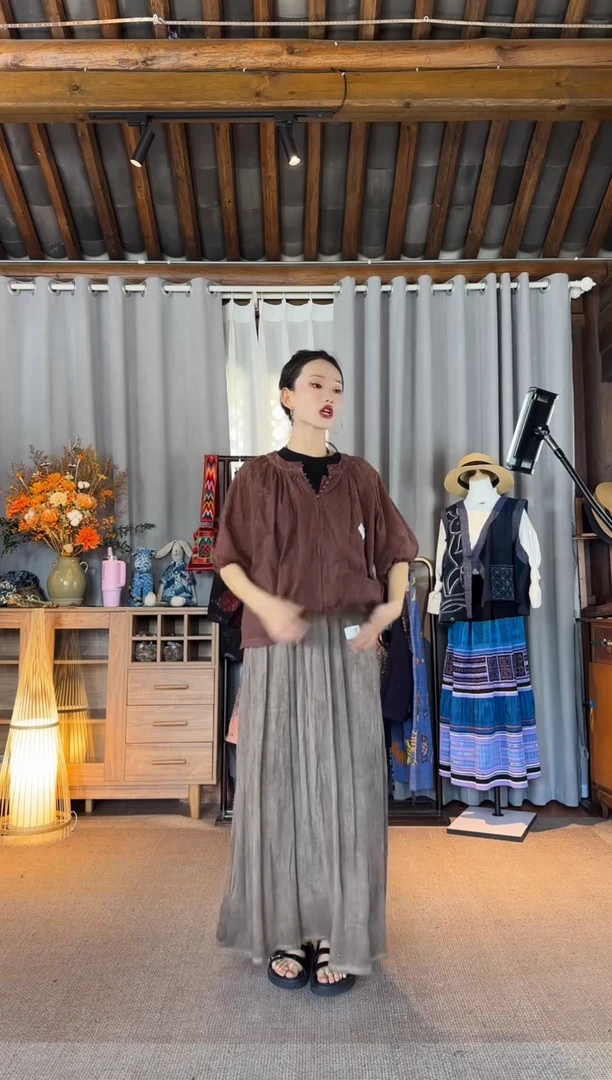 设计师款咖色半裙