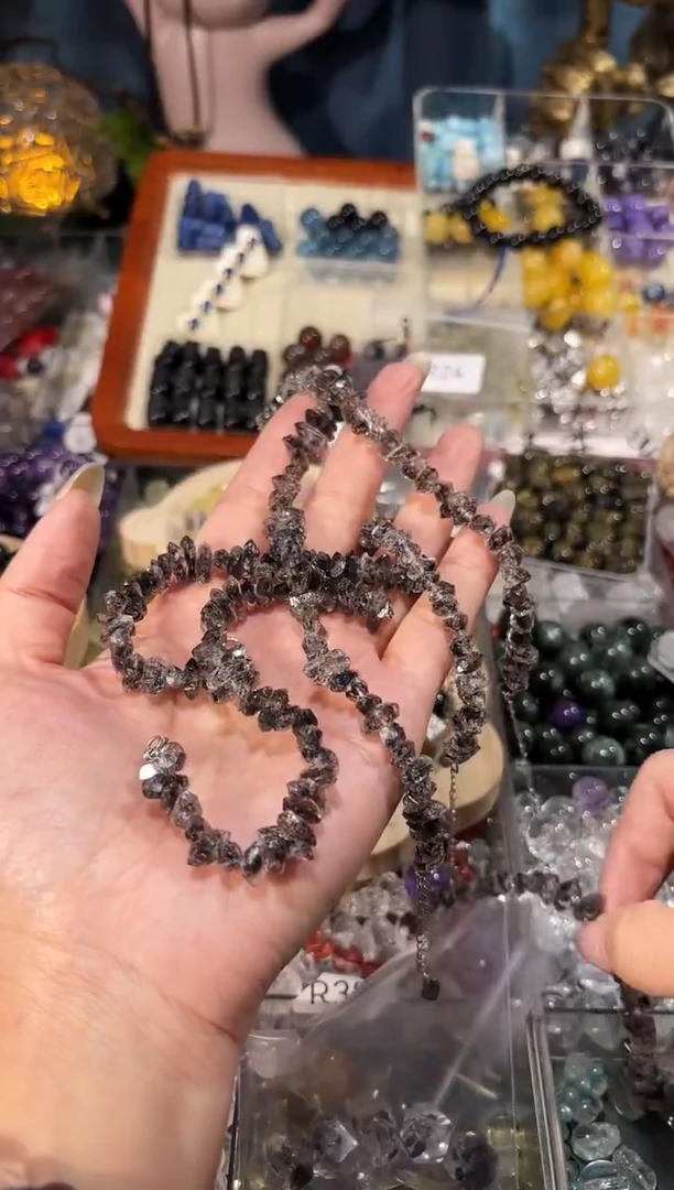 【闪购商品】水晶手链合金黑武士闪灵双尖手链