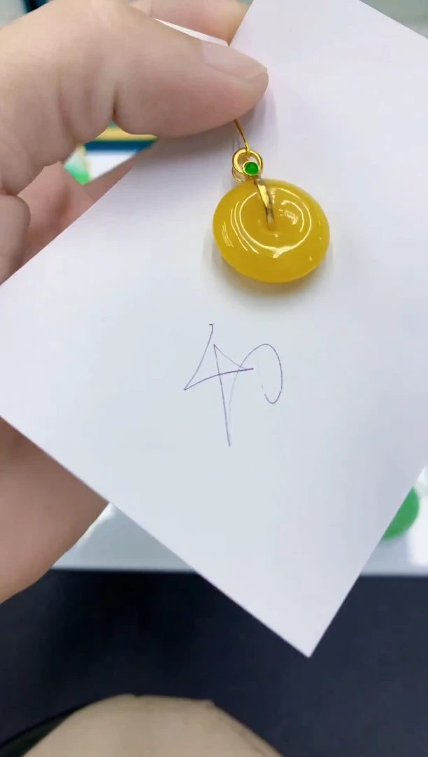 颈饰未镶嵌翡翠翡翠