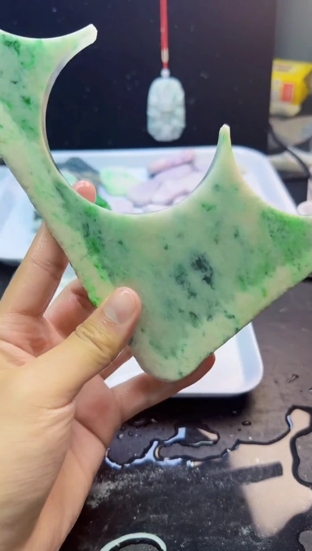 颈饰未镶嵌翡翠029天然A货翡翠