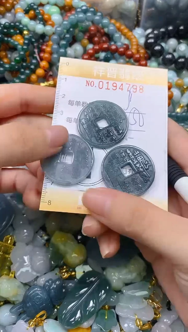 翡翠未镶嵌颈饰闪购0194798