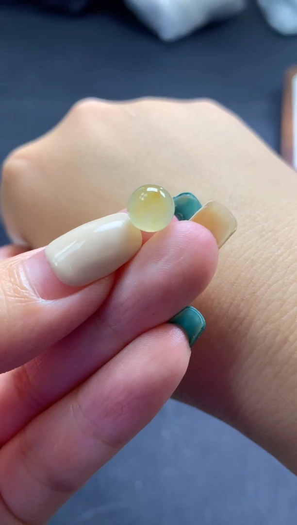 未镶嵌定制翡翠卡7.9mm