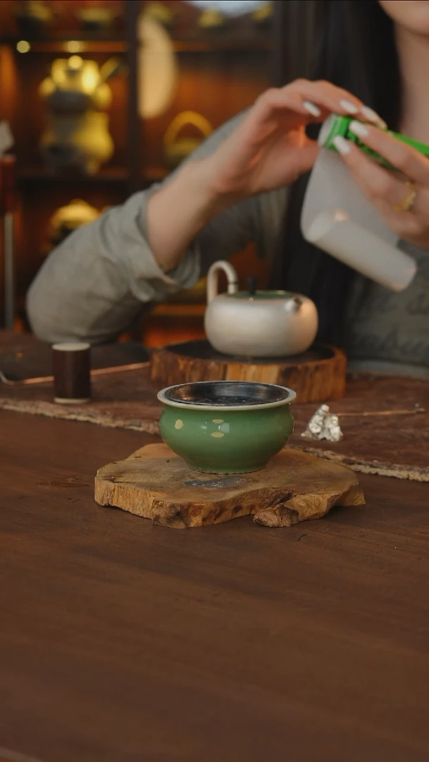 绿陶锡盖建水....