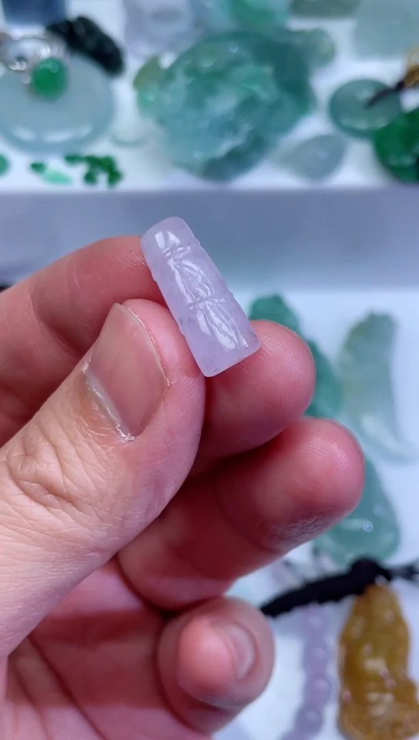 【闪购商品】翡翠颈饰未镶嵌竹节