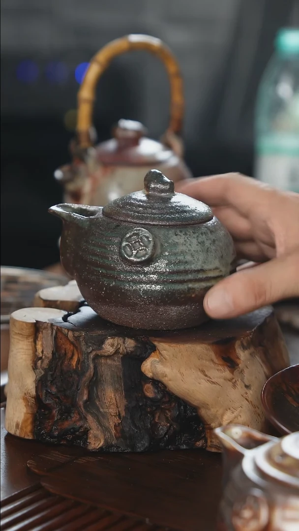 紫砂全手工西施宝瓶（蓝）