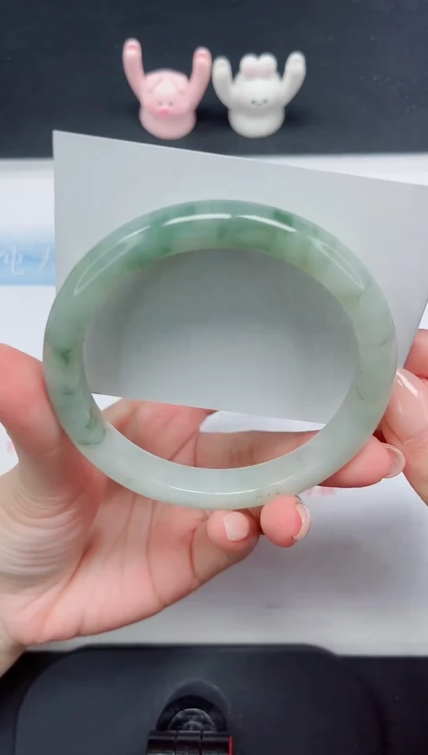 【闪购商品】石英质玉手镯未镶嵌104-64.8