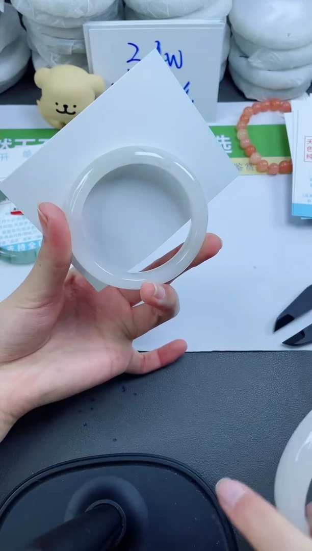 【闪购商品】石英质玉手镯未镶嵌177-53.1