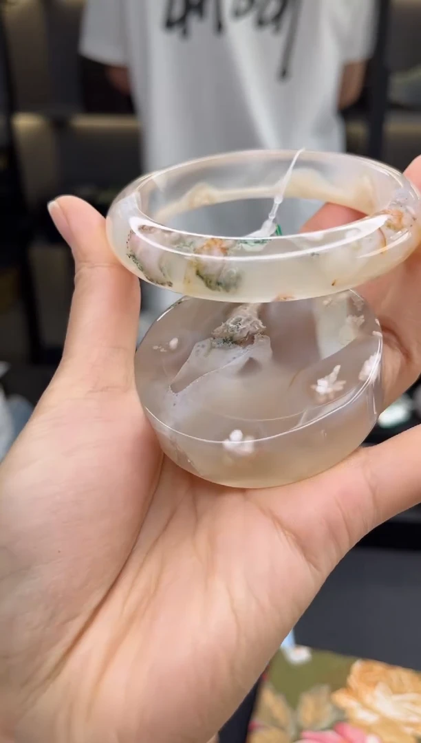 石英质玉手镯未镶嵌59圈口（赠送镯心）S909003