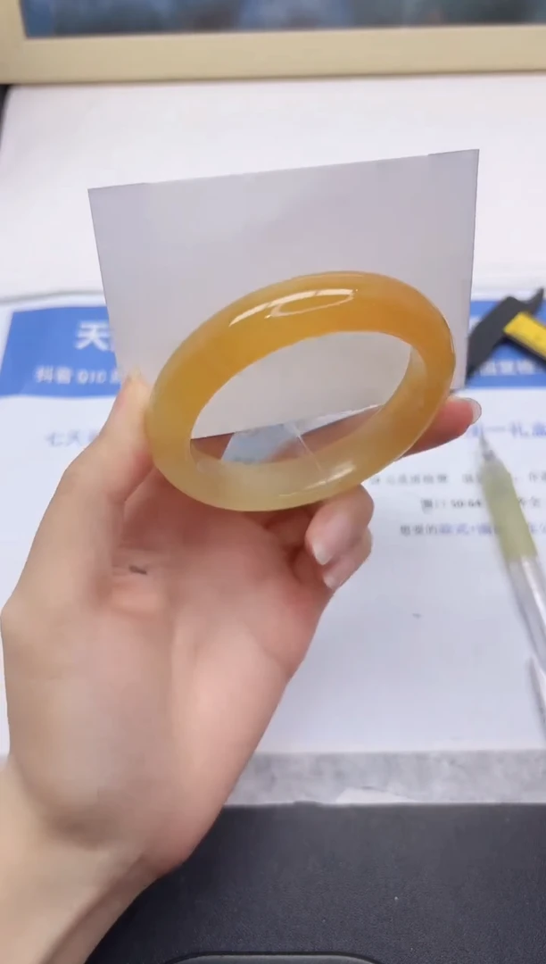 石英质玉手镯未镶嵌256-56/57