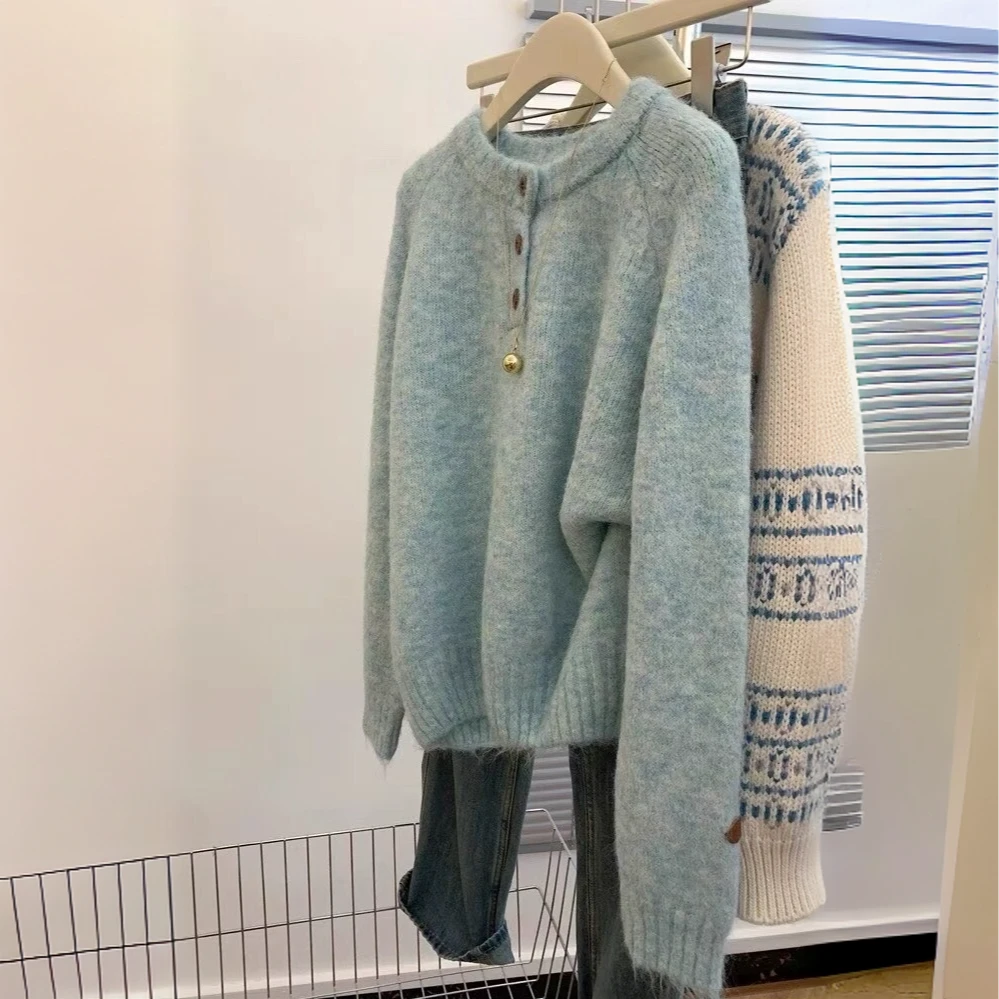 韩系软糯彩扣毛衣女2025春秋新款温柔风小个子慵懒高级感针织上衣